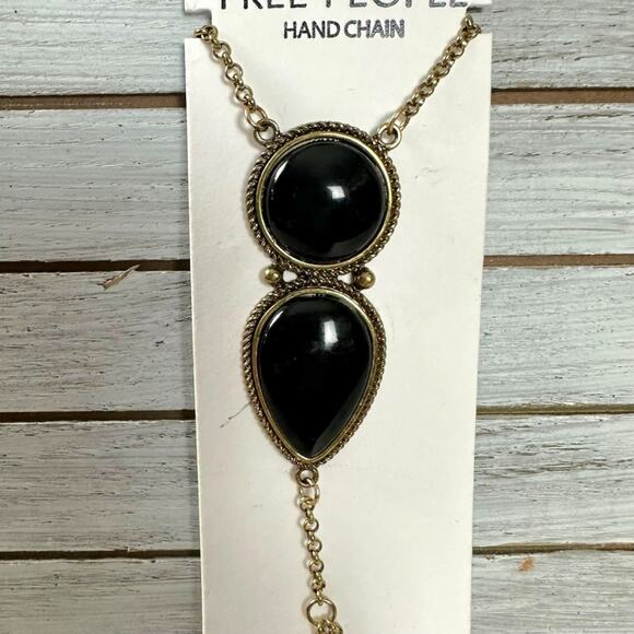 Free People Adele Hand Chain in Gold Onyx NWT Bohemian Bracelet Ring OS - Picture 5 of 10